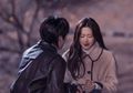 5 Alasan Perempuan Bertahan dengan Cinta Tak Terbalas, Pernah Alami?