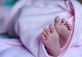 Gegara Diajak ke Hajatan, Bayi Berusia 50 Hari Dinyatakan Positif Covid-19, Ayah Ibunya Negatif