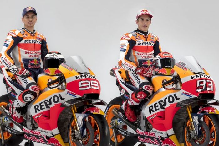 Duo pembalap tim Repsol Honda, Marc Marquez dan Jorge Lorenzo.