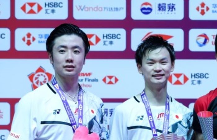 Pasangan ganda putra Indonesia, Mohammad Ahsan/Hendra Setiawan berhasil meraih gelar ketiganya dalam BWF World Tour Finals 2019 setelah menumbangkan Hiroyuki Endo/Yuta Watanabe (Jepang) di Tianhe Gymnasium, Guangzhou, China, Minggu (15/12/2019).