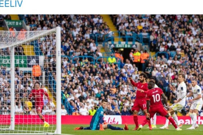 Gol ke-100 Mohamed Salah di ajang Liga Inggris membawa Liverpool unggul atas Leeds United pada babak pertama.