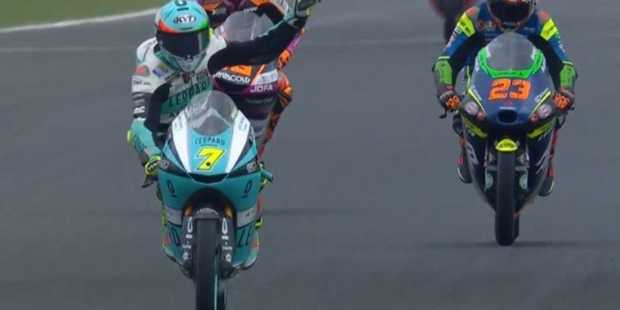 Hasil Moto3 San Marino 2021 - Dennis Foggia Menang Lagi, Andi Gilang Gagal Tampil Memuaskan