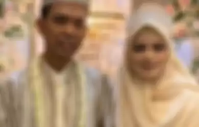 Sebelan menikahi Fatimah Az Zahra, Ustaz Abdul Somad adakan resepsi pernikahan di Ponorogo.