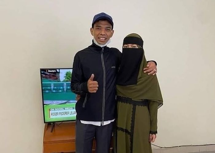 Penampilan terbaru Fatimah Az Zahra, istri baru ustaz Abdul Somad.