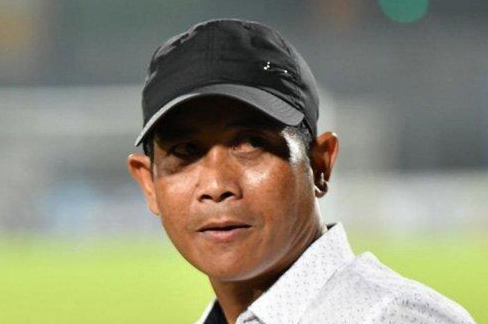 Pelatih Persik Kediri, Joko Susilo, saat tampil di Piala Gubernur Jatim 2020.