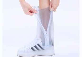 Rekomendasi Jas Hujan untuk Sepatu di Shopee Cuma Rp30 Ribuan