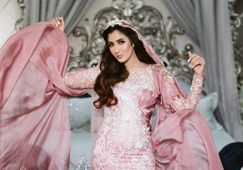 Beli Gaun Henna Night yang Super Mewah, Tania Nadira Rela Terbang ke India