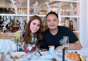Bukti Bahagia Jadi Istri Pengusaha Kaya Raya, Momo Geisha Sulap Dapur Mewahnya Jadi Taman Bunga