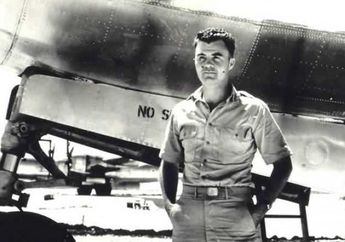 Paul Warfield Tibbets Jr, Pilot Pesawat Pengebom Hiroshima yang Tak Pernah Menyesal dengan Aksinya