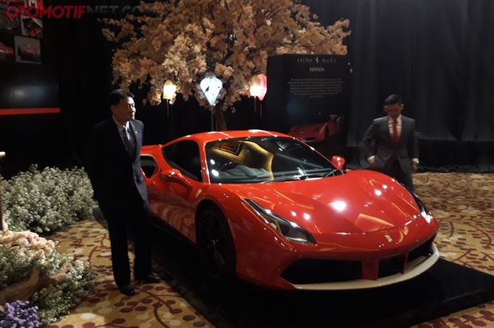 Ferrari 488 Gtb Dan Spider Model Ferrari Terlaris Di Indonesia