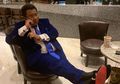 Artis Tanah Air Berlomba-lomba Pamer Isi Saldo ATM, Hotman Paris Malah Terlihat Berbagi Uang Pada Pedagang Pasar