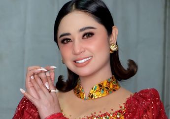 'Susuk Saya Harus Halal', Miliki Wajah Cantik Jelita, Dewi Perssik Blak-blakan Ngaku Jika Dirinya Pakai Susuk yang Bukan Dari Dukun