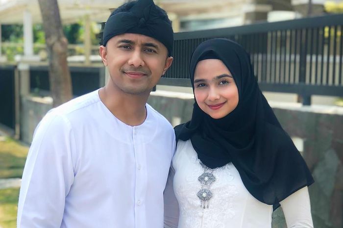 Rumah Tangga Harmonis, Hengky Kurniawan dan Sonya Fatmala Rumah Tangga Harmonis, Hengky Kurniawan dan Sonya Fatmala