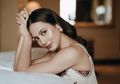 Pevita Pearce Tampil Seksi dan Fit Pakai Tas Dora Malah Digoda Netizen