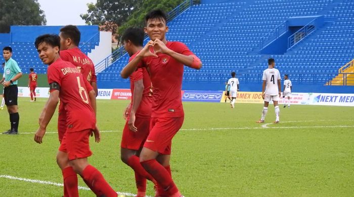 Pemain timnas U-18 Indonesia, Sultan Diego Zico merayakan gol yang dicetaknya ke gawang timnas U-18 Timor Leste, pada matchday kedua Piala AFF U-18 2019, di Stadion Binh Duong, Vietnam, Kamis (8/8/2019).