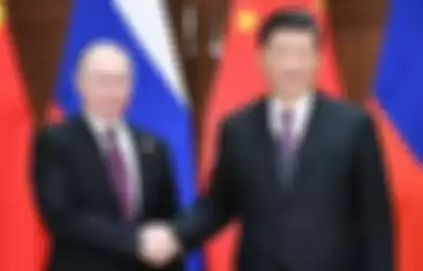 Vladimir Putin ditelepon Xi Jinping terkait invasi Rusia ke Ukraina.