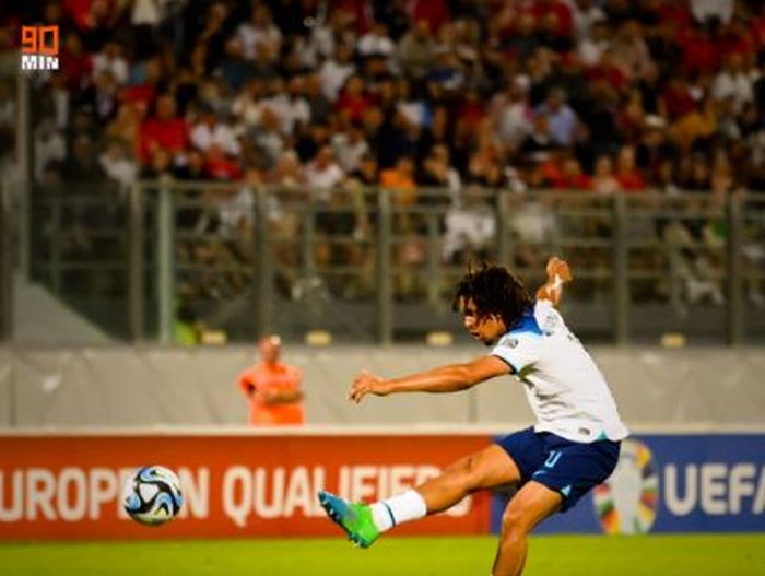 Trent Alexander-Arnold mencetak gol ke gawang timnas Malta, Sabtu (17/5/2023).