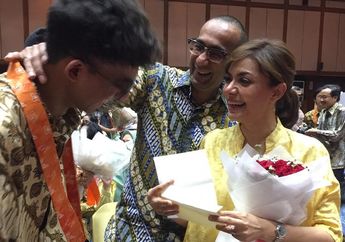 Mengenal Sosok Izzat Ibrahim Assegaf, Putra Tunggal Najwa Shihab yang Baru Saja Lulus dari SMA