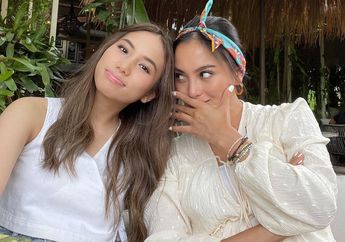 5 Potret Terbaru Jasmine Abeng, Putri Ririn Ekawati yang Kian Glow Up!