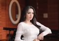 Pasca Putus dari Jose Purnomo, Angel Karamoy Unggah Foto OOTD Kenakan Baju Total Harga Lebih dari 200 Juta!