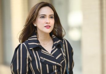 Kondangan Saat Hamil 7 Bulan, Shandy Aulia Jadi Sorotan Saat Pakai Mini Dress Biru Belahan Dada Rendah ala Elsa Frozen