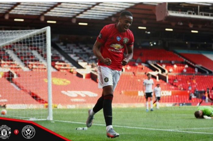 Striker asal Prancis, Anthony Martial, mencetak hat-trick yang membawa Manchester United menang 3-0 atas Sheffield United.