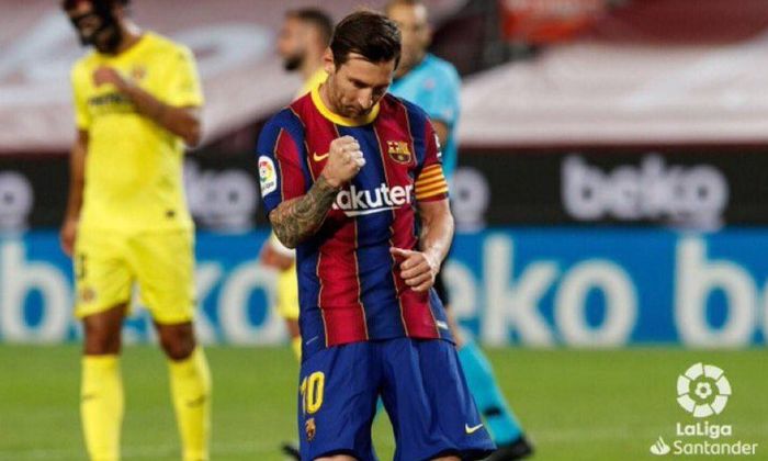 Selebrasi megabintang Barcelona, Lionel Messi, saat mencetak gol ke gawang Villarreal.
