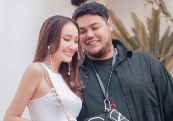 Move On 100 Persen Dari Ayu Ting Ting, Ivan Gunawan Kepergok Lakukan Foto Prewedding Mesra dengan Pujaan Hatinya, Ruben Onsu Bocorkan Waktu Pasti Pernikahan Sang Sahabat: Lancar Sampai Hari H