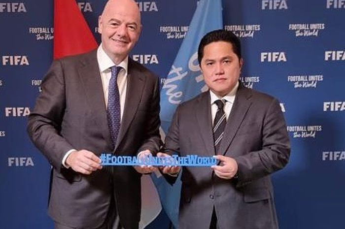 Presiden FIFA, Giani Infantino memberikan tanggapan terhadap pernyataan Erick Thohir soal sanksi yang diterima Indonesia atas pembatalan Piala Dunia U-20 2023.