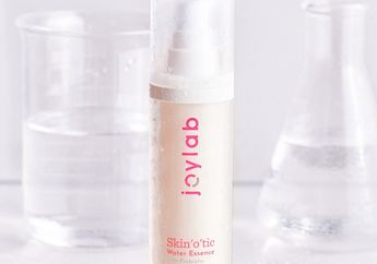 Review Joylab Skin'o'tic Water Essence: Bagus Buat Kecilkan Pori-pori?