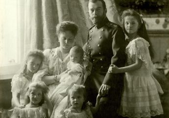 Setelah 61 Tahun, Pemakaman Sadis Tsar Nicholas II Akhirnya Terungkap
