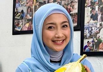 18 Tahun Menjanda, Desy Ratnasari Keceplosan Kalau Dirinya sedang Dipepet oleh Dua Pria Sekaligus