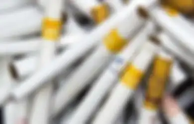 Sama-sama Berbahaya, Ini Perbedaan Kadar Bahaya  Rokok Filter dengan Rokok Kretek, Ngeri!