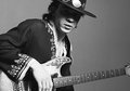 Adu Musik Blues, Bagusan Jimi Hendrix atau Stevie Ray Vaughan Ya?