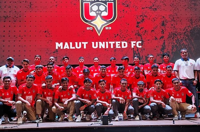Malut United FC memperkenalkan skuadnya untuk menghadapi Liga 2 2023-2024 pada acara launching tim, Jumat (31/8/2023) di Senayan.