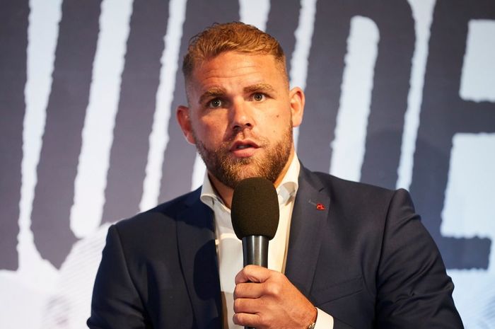 Petinju asal Inggris, Billy Joe Saunders, siap kembali bertarung usai dipecundangi Canelo Alvarez