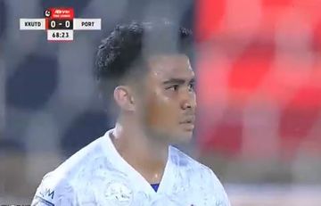 Bek timnas Indonesia, Asnawi Mangkualam menjalani debut sebagai starter saat Port FC melawan Khon Kaen, Sabtu (2/3/2024).
