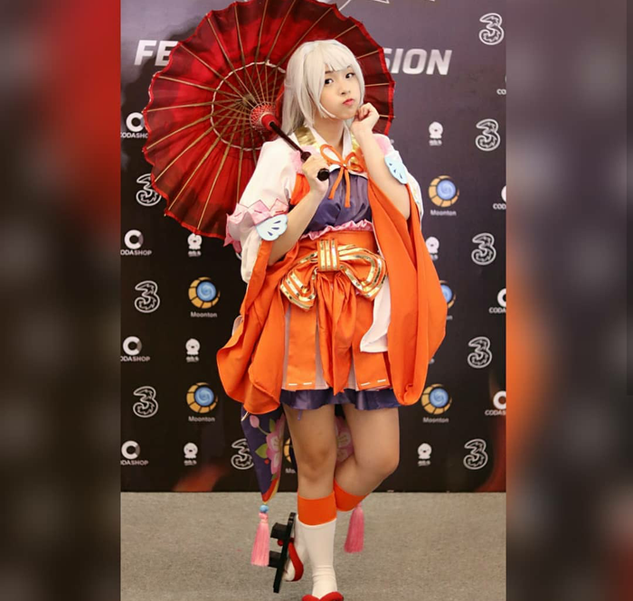 Kimi Hime cosplaying as Kagura Mobile Legends