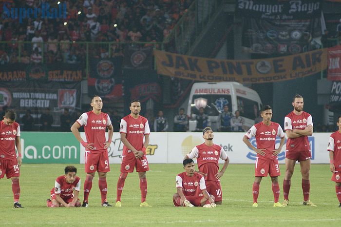 Pemain Persija Jakarta saat bertanding dalam laga 8 besar Piala Presiden 2019 melawan Kalteng Putra di Stadion Patriot, Bekasi, Jawa Barat (28/3/2019) Kalteng Putra menang dengan skor 4-5 melalui adu penalti. Feri Setiawan/Super Ball 