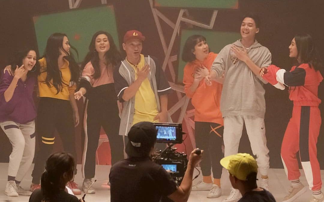 Jadi Soundtrack Film Ini Lirik Lagu Bebas Versi Baru Milik Iwa K Sonora Id