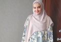 Ajak Keponakan ke Mall, Zaskia Sungkar Tenteng Tas Mewah Seharga 106 Juta Rupiah, Modis Banget!