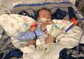 Diguncang Terlalu Kencang oleh Sang Ayah, Bayi Ini Alami Koma: Kenali Sindrom Bayi Terguncang yang Bisa Sebabkan Kematian