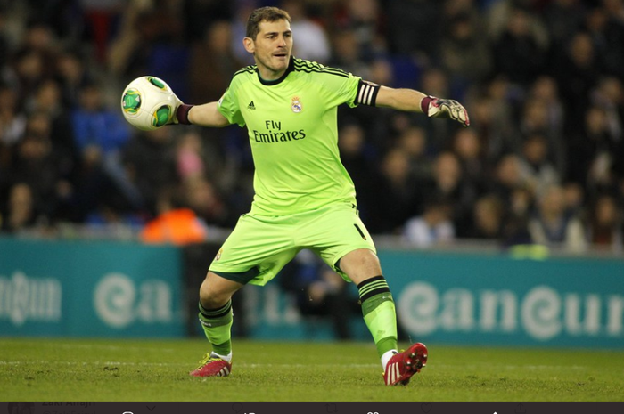 Iker Casillas saat masih membela Real Madrid.