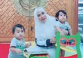 Usai Bongkar Kisah Kelam Divonis Sulit Punya Anak, April Jasmine Kini Dibuat Khawatir Anak Kembarnya Masuk Rumah Sakit