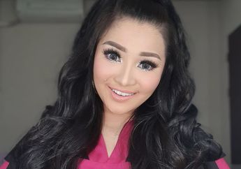 4 Hari Terbaring di Rumah Sakit, Fitri Carlina Ungkap Penyakit yang Dideritanya!