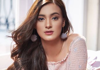 Kece Abis! Begini 5 Fashion Modis Mawar Eva de Jongh, Lawan Main Iqbaal Ramadhan di Film 'Bumi Manusia'