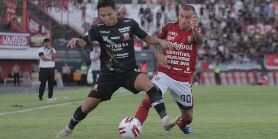 Diminta Latihan di Rumah, Gelandang Madura United Curhat ke Ayah