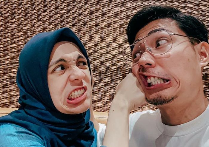 Nycta Gina dan Rizky Kinos yag menderita OCD.