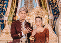 Sah! Senyum Manis Terukir di Bibir Indra Priawan saat Nikita Willy Diarak Masuk ke Venue Akad Nikah