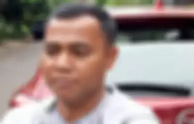 Haji Faisal, ayah Bibi Andriansyah, mertua Vanessa Angel ditemui di kawasan Srengseng, Jakarta Barat, Minggu (16/1/2022) 